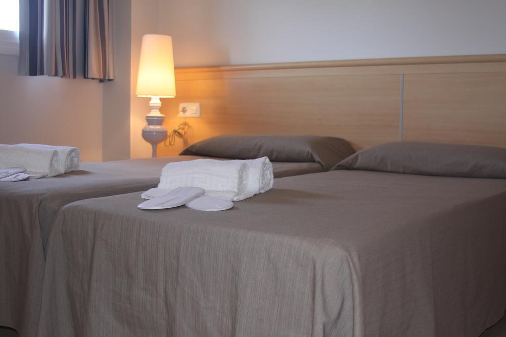 Aparthotel Marsol 카스테데펠스 외부 사진